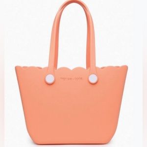 Last One‼️ Scalloped Versa Tote - Melon
